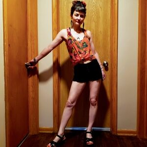 Meet your Posher, Cindy